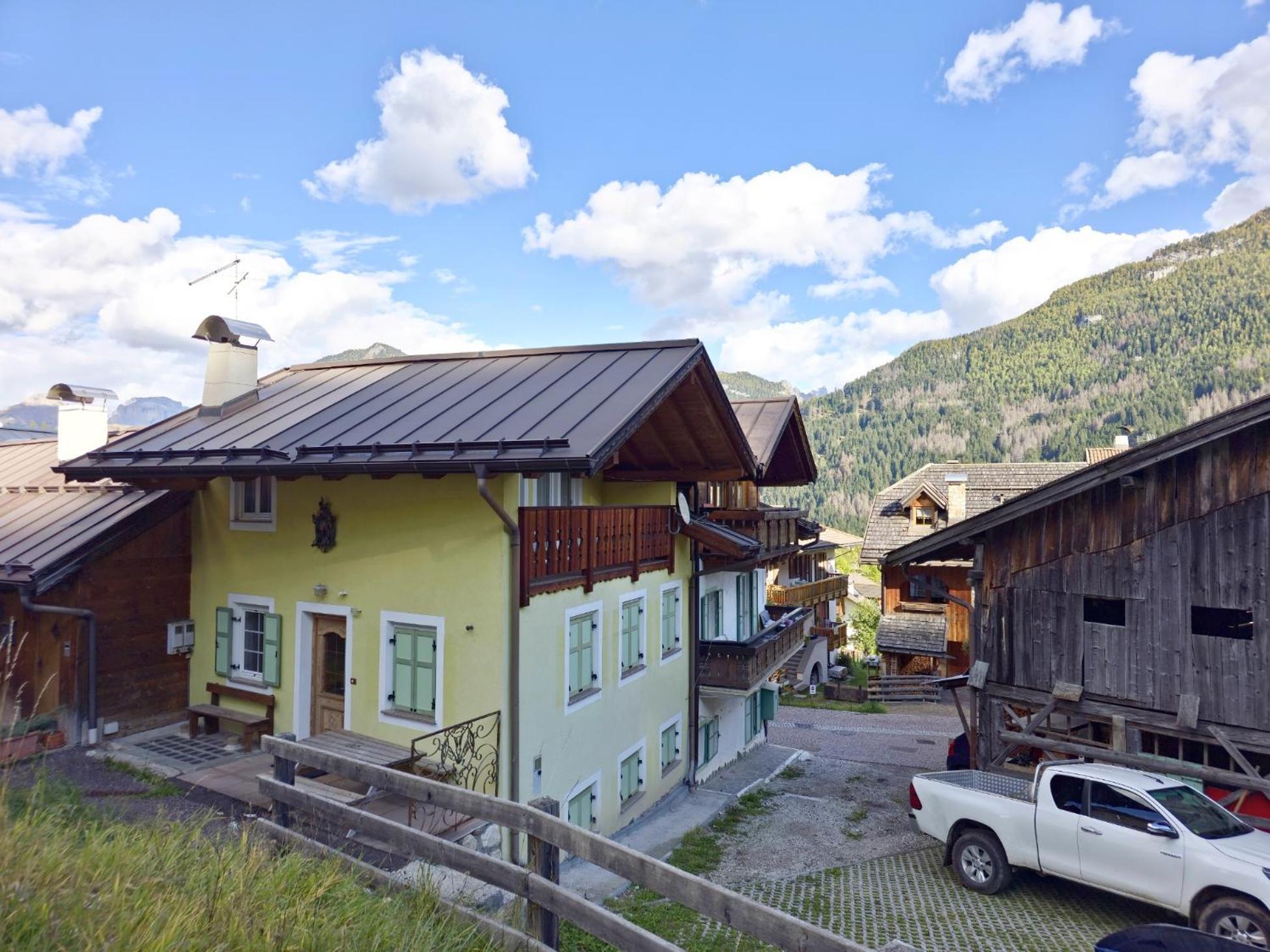 Villetta Clara By Ama Val Di Fassa Vigo di Fassa Eksteriør bilde